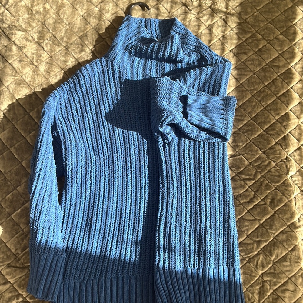 Aerie blue sweater in size XS.